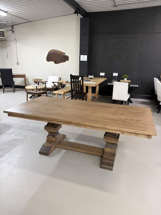 Extendable Maple Dining Table